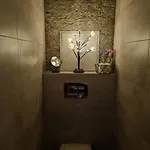 Apartment 10 *