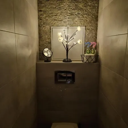Apartment 10 *